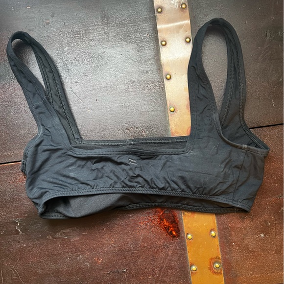 Billabong swim top - Picture 3 of 4